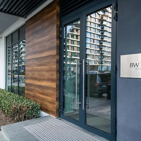 Modern Luxury In Waterfront With Views Belgrade